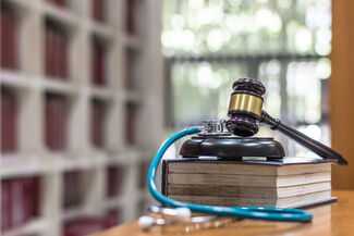 Medical Malpractice Lawyers in St. Augustine, FL - gavel & stethoscope