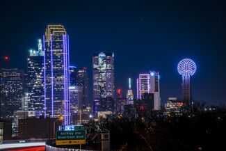 How to Find an Accident Lawyer in the Dallas Area - dallas skyline at night