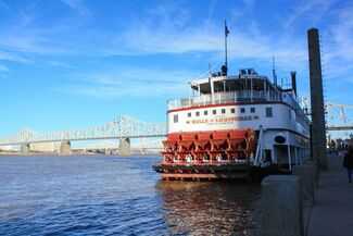 How to Find a Boat Accident Lawyer in Louisville - big boat sailing on water