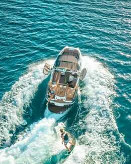 Tavares Boating Accident Attorneys - boat in the ocean