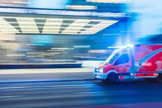 Naples Wrongful Death Attorneys - ambulance rushing in an emergency