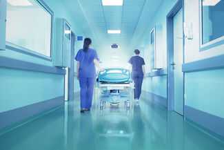 Prestonsburg Wrongful Death Attorneys - doctors in emergency room