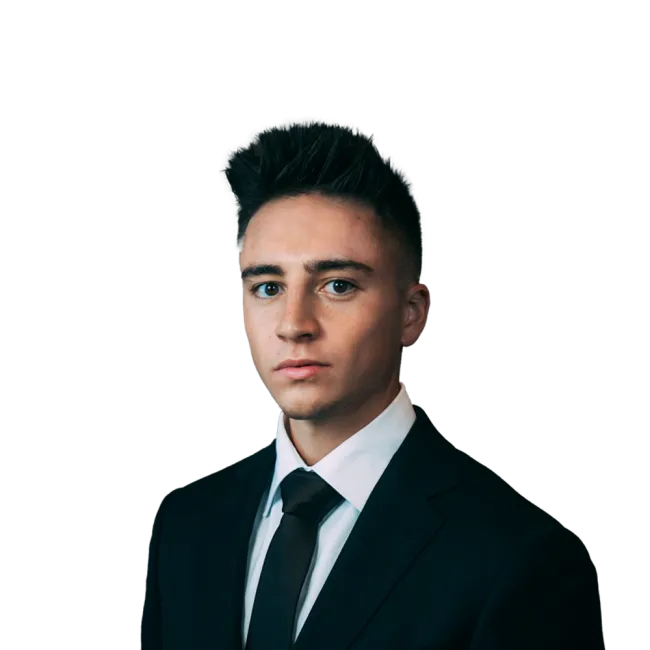Headshot of ATTORNEY Daniel Henry, a Tampa-based personal injury lawyer from Morgan & Morgan