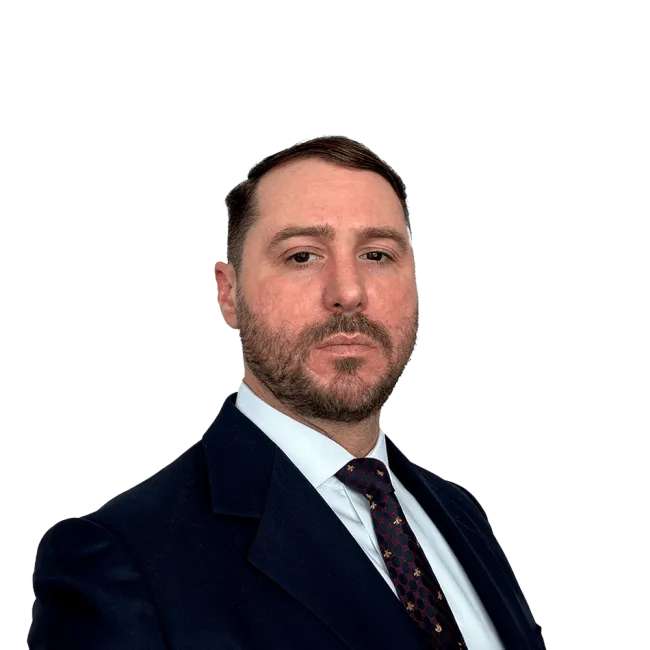 Dehnolm Iafornaro Headshot of Dehnolm Iafornaro, an Fort Myers-based traumatic brain and head injury lawyer at Morgan & Morgan