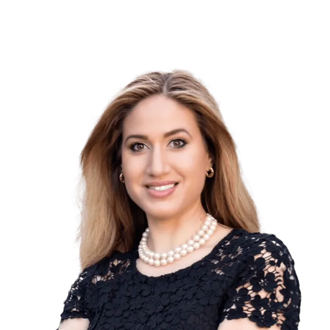 Headshot of Fay Pappas, an Orlando-based premises liability and slip and fall lawyer at Morgan & Morgan