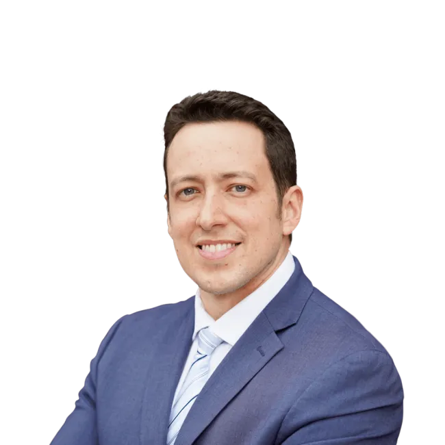 Headshot of Fernando Salamanca, a Washington, DC-based car accident and auto injury lawyer at Morgan & Morgan