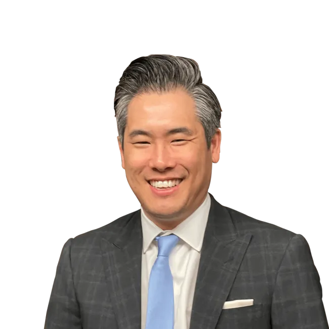 Headshot of Peter Hur, a Washington, DC-based negligent security lawyer at Morgan & Morgan