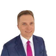 Headshot of ATTORNEY Andrew Metzger, a St. Petersburg-based personal injury lawyer from Morgan & Morgan