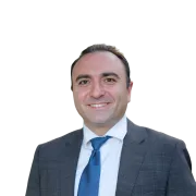Headshot of ATTORNEY Edgar Grigoryan, a Los Angeles-based personal injury lawyer from Morgan & Morgan