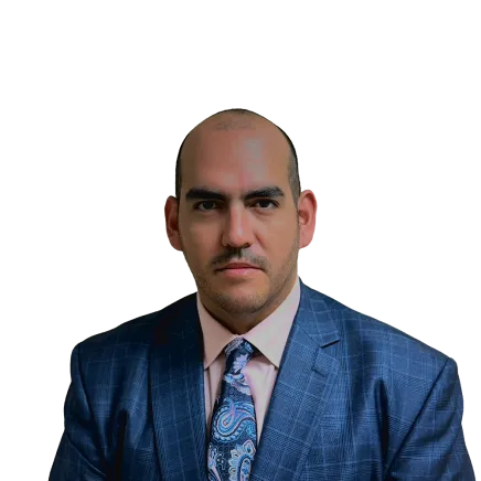 Headshot of ATTORNEY Alex Iglesias, a Tampa-based personal injury lawyer from Morgan & Morgan