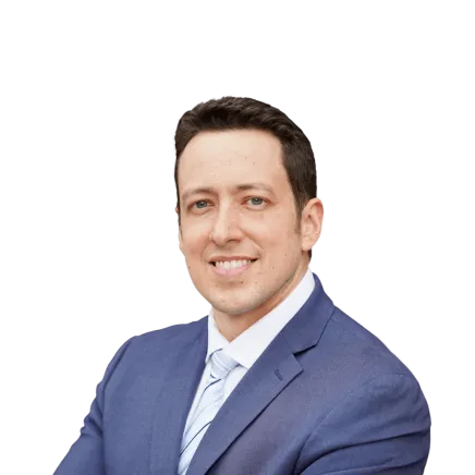 Headshot of Fernando Salamanca, a Washington, DC-based car accident and auto injury lawyer at Morgan & Morgan
