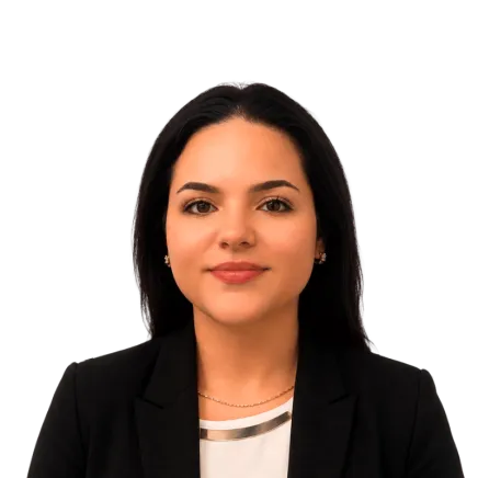 Headshot of ATTORNEY Gabriela Guardiola, a Tampa-based personal injury lawyer from Morgan & Morgan