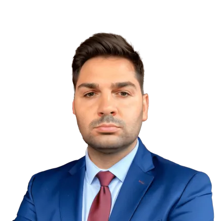 Headshot of Joshua Szewczyk, an Orlando-based premises liability and slip and fall lawyer at Morgan & Morgan