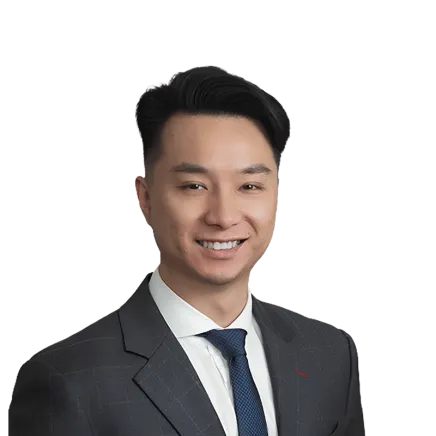 Headshot of ATTORNEY Leo Yang, a Phoenix-based personal injury lawyer from Morgan & Morgan