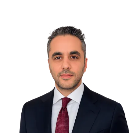 Headshot of ATTORNEY Mani Navab, an Irvine-based personal injury lawyer from Morgan & Morgan