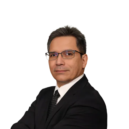 Headshot of ATTORNEY Ron Rodriguez, a Honolulu-based personal injury lawyer from Morgan & Morgan