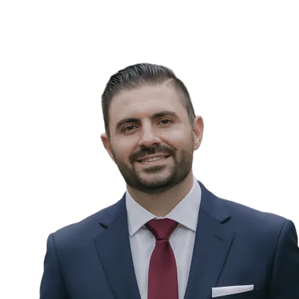Headshot of ATTORNEY Travis Daniels, a Los Angeles-based personal injury lawyer from Morgan & Morgan