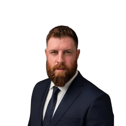 Headshot of ATTORNEY Zachary Farnsworth, a Jersey City-based personal injury lawyer from Morgan & Morgan