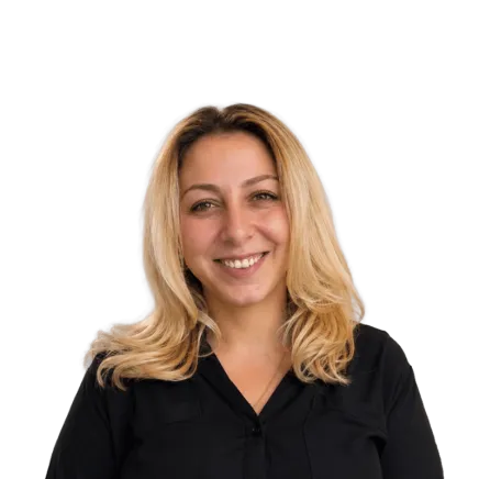 Headshot of ATTORNEY Zina Nour, a Knoxville-based personal injury lawyer from Morgan & Morgan